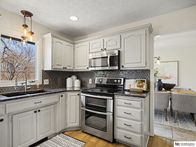 11840 S 219th Avenue, Gretna, NE 68028