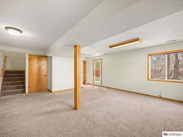 11840 S 219th Avenue, Gretna, NE 68028