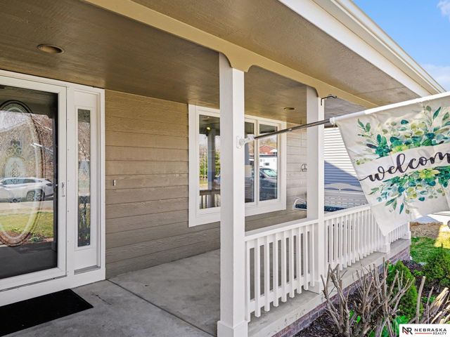 11840 S 219th Avenue, Gretna, NE 68028