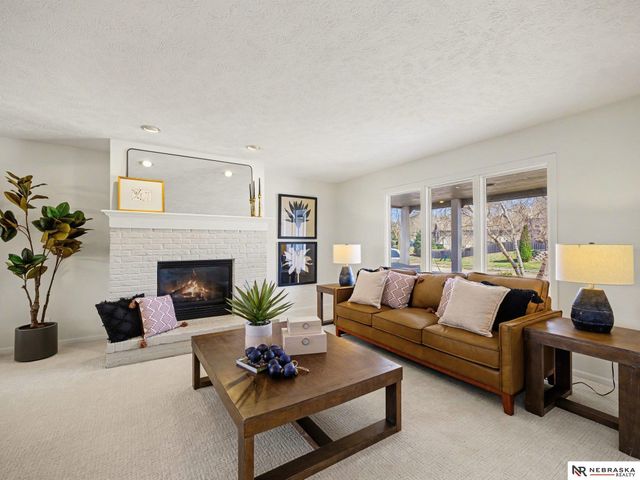 11840 S 219th Avenue, Gretna, NE 68028