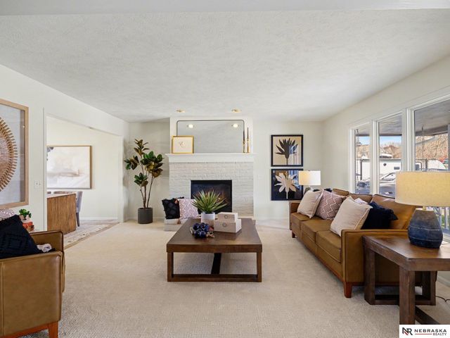 11840 S 219th Avenue, Gretna, NE 68028