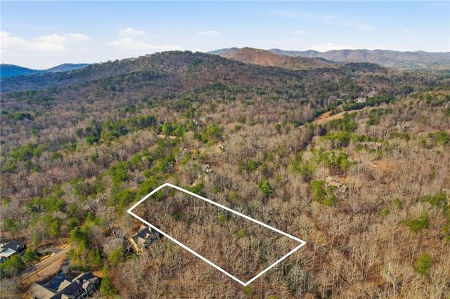 3268 Red Trillium Ridge, Big Canoe, GA 30143