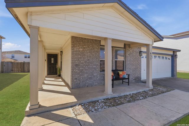 637 Northhill Cir, New Braunfels, TX 78130