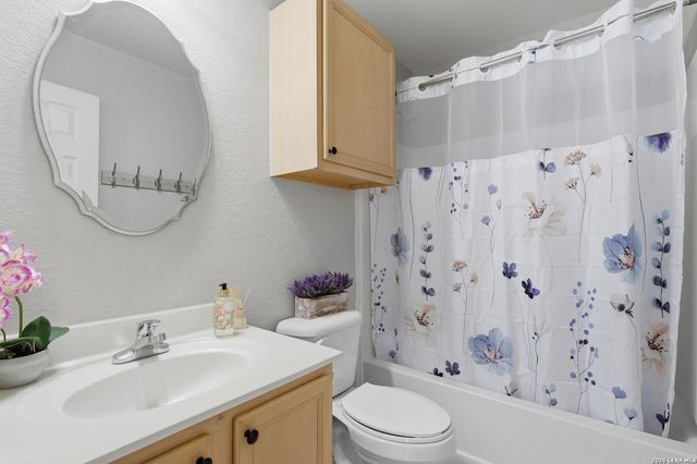 637 Northhill Cir, New Braunfels, TX 78130