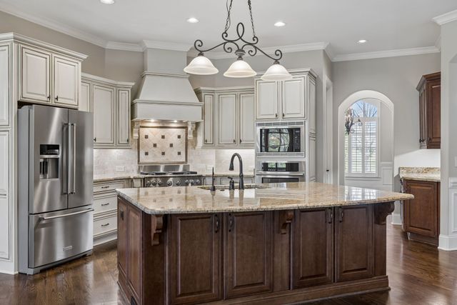 990 Still Forest Dr, Brentwood, TN 37027