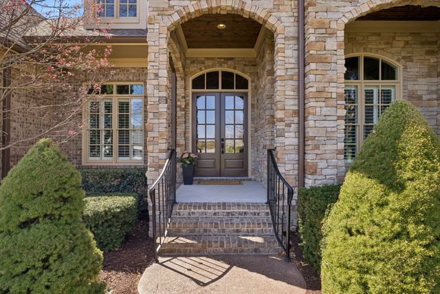 990 Still Forest Dr, Brentwood, TN 37027