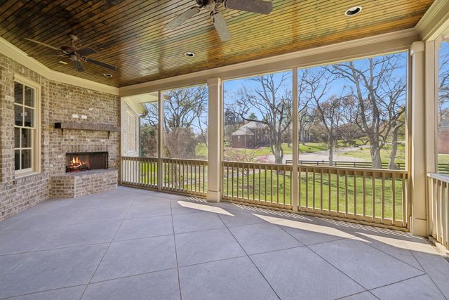 990 Still Forest Dr, Brentwood, TN 37027