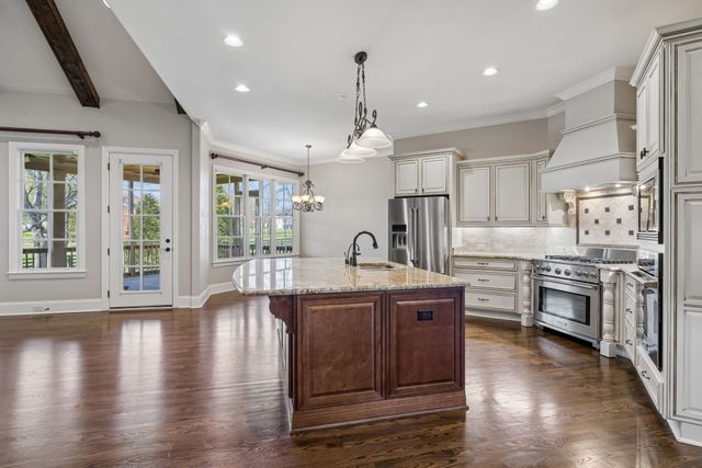 990 Still Forest Dr, Brentwood, TN 37027