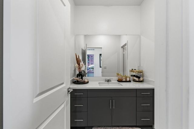 76267 Cambridge Drive, Palm Desert, CA 92211