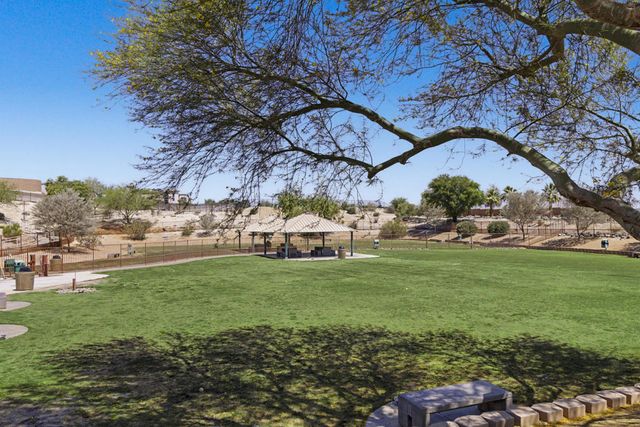 76267 Cambridge Drive, Palm Desert, CA 92211