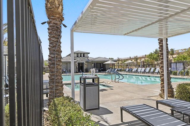 76267 Cambridge Drive, Palm Desert, CA 92211
