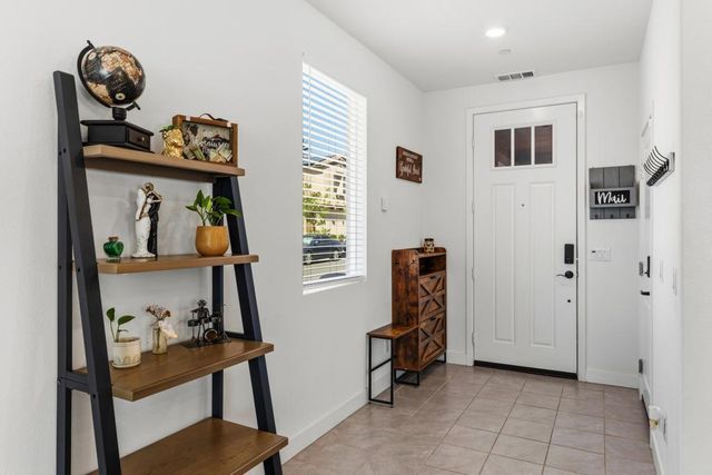 76267 Cambridge Drive, Palm Desert, CA 92211