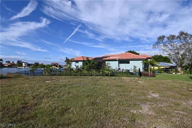 1416 NW 9th AVE, Cape Coral, FL 33993