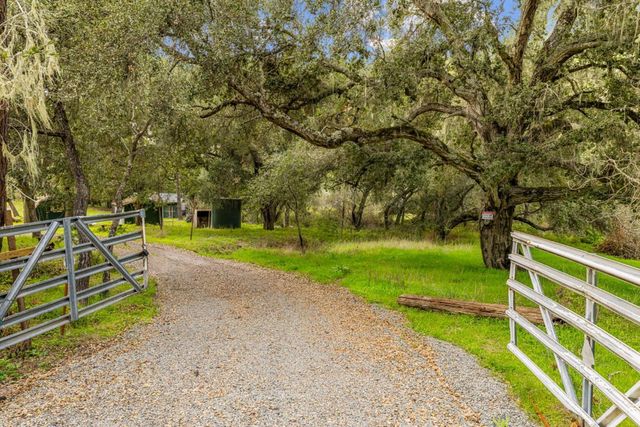 28750 Underwood Road, Salinas, CA 93908