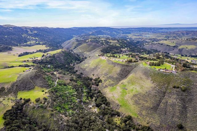 28750 Underwood Road, Salinas, CA 93908