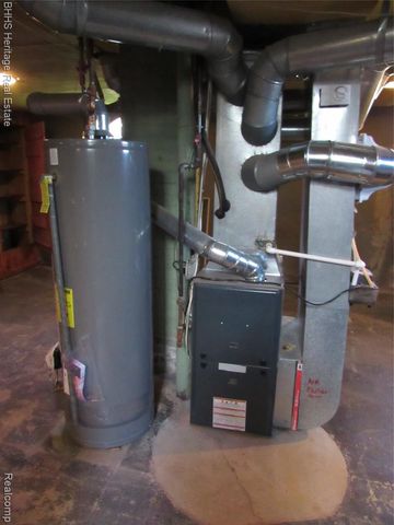 1678 Gregory Avenue, Lincoln Park, MI 48146