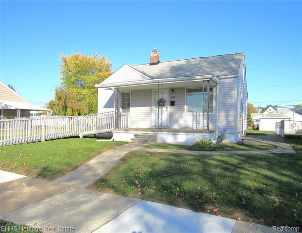 1678 Gregory Avenue, Lincoln Park, MI 48146