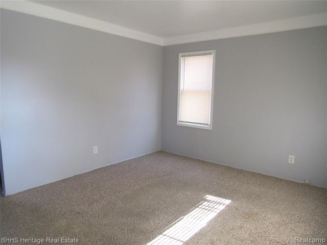 1678 Gregory Avenue, Lincoln Park, MI 48146