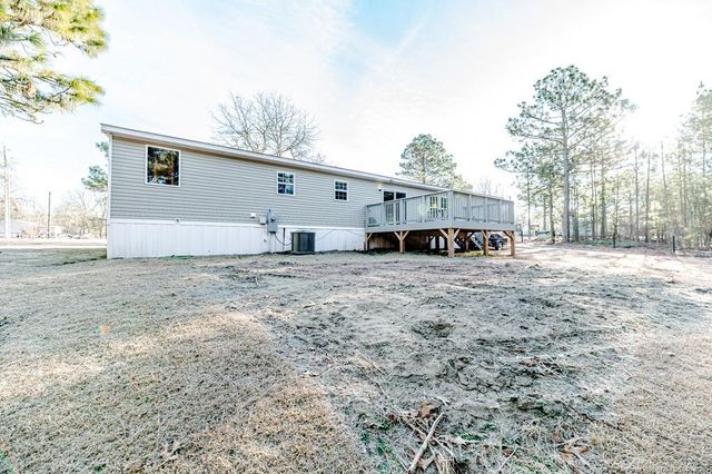 196 Autumn Drive, Vass, NC 28394