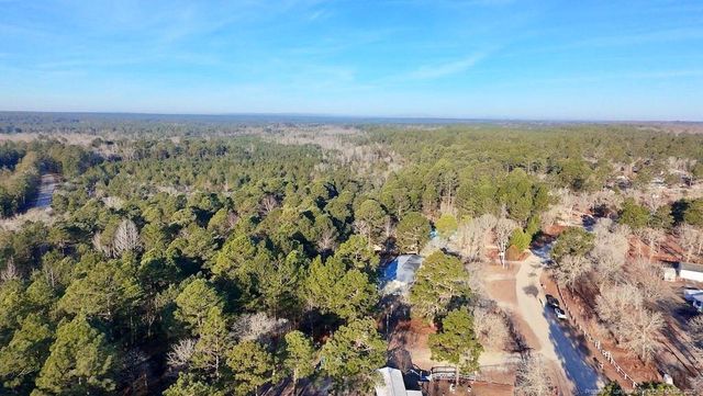 196 Autumn Drive, Vass, NC 28394