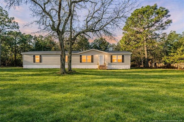 196 Autumn Drive, Vass, NC 28394