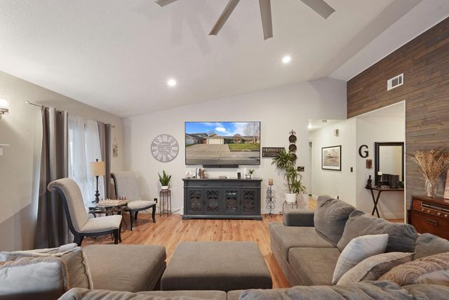 2952 Old Ranch Circle, Stockton, CA 95209