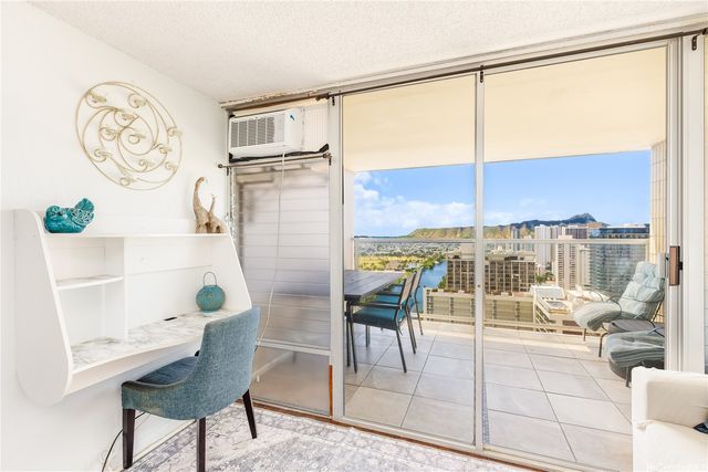 445 Seaside Avenue 3505, Honolulu, HI 96815