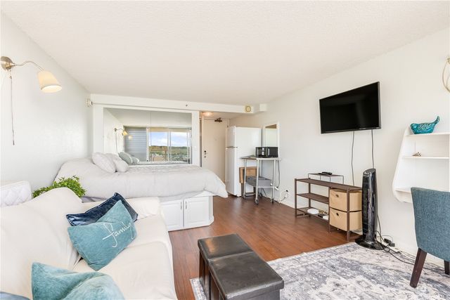 445 Seaside Avenue 3505, Honolulu, HI 96815