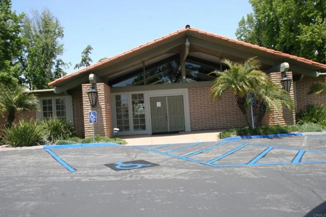 525 W El Norte Parkway SPC 206, Escondido, CA 92026
