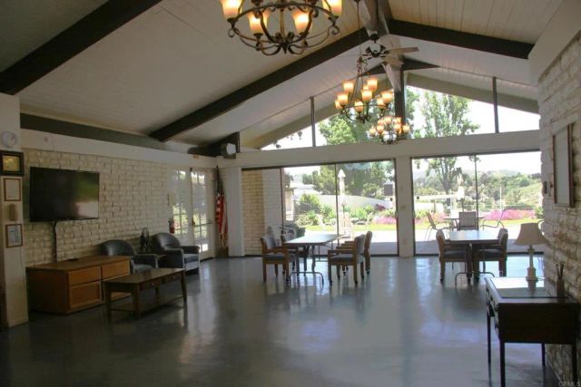 525 W El Norte Parkway SPC 206, Escondido, CA 92026