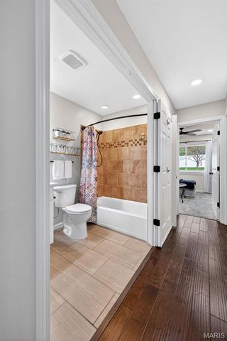 825 Dinard Drive, St Louis, MO 63021