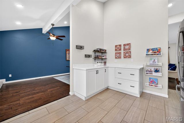 825 Dinard Drive, St Louis, MO 63021