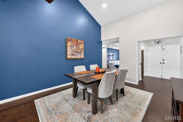 825 Dinard Drive, St Louis, MO 63021