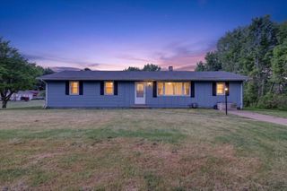 974 Emerson Avenue, Benton Charter Twp, MI 49022
