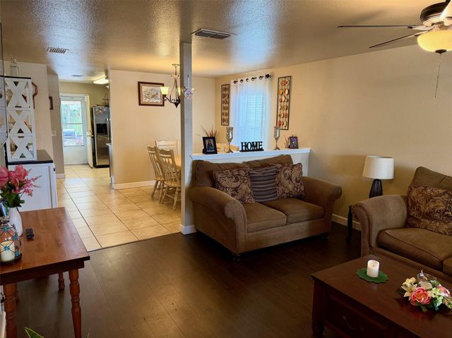 6909 Sabrina DR, Austin, TX 78747