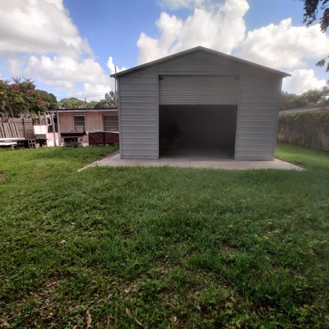 2307 Elizabeth Avenue, Fort Pierce, FL 34982