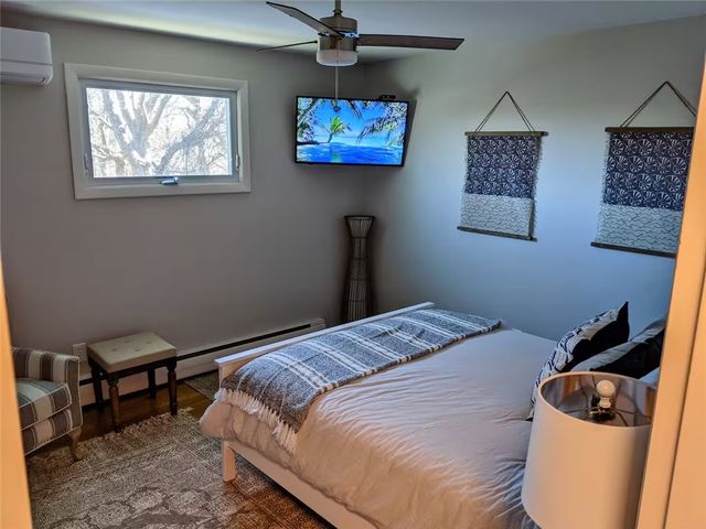 5 Restmere Terrace, Middletown, RI 02842