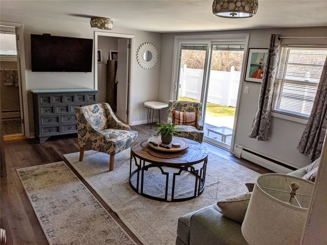 5 Restmere Terrace, Middletown, RI 02842