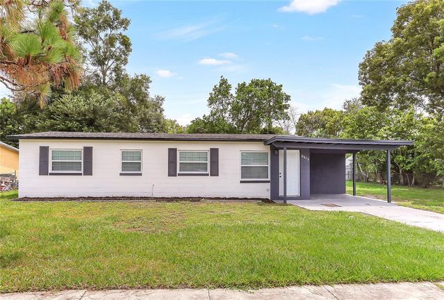 5915 COLCHESTER DRIVE, Orlando, FL 32812