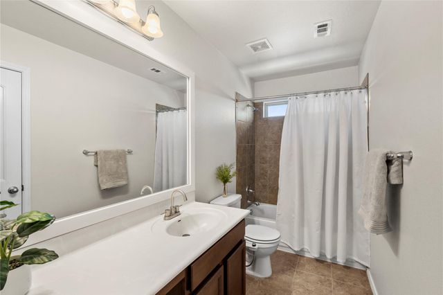1366 Heep RUN, Buda, TX 78610
