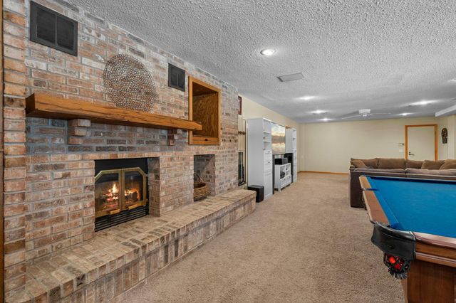 8323 W Franklin Avenue, Saint Louis Park, MN 55426