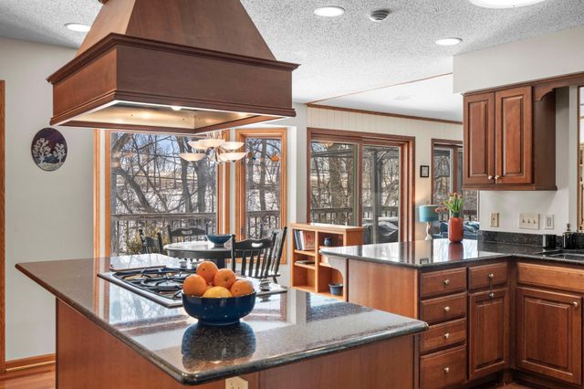 8323 W Franklin Avenue, Saint Louis Park, MN 55426