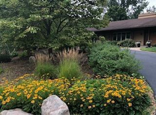 8323 W Franklin Avenue, Saint Louis Park, MN 55426