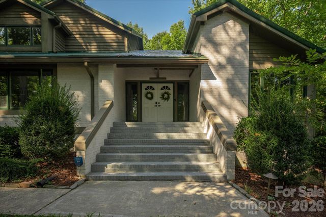 4418 Horseshoe Bend, Matthews, NC 28104