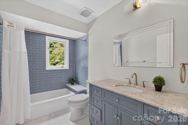 4418 Horseshoe Bend, Matthews, NC 28104
