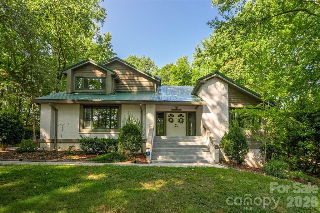 4418 Horseshoe Bend, Matthews, NC 28104