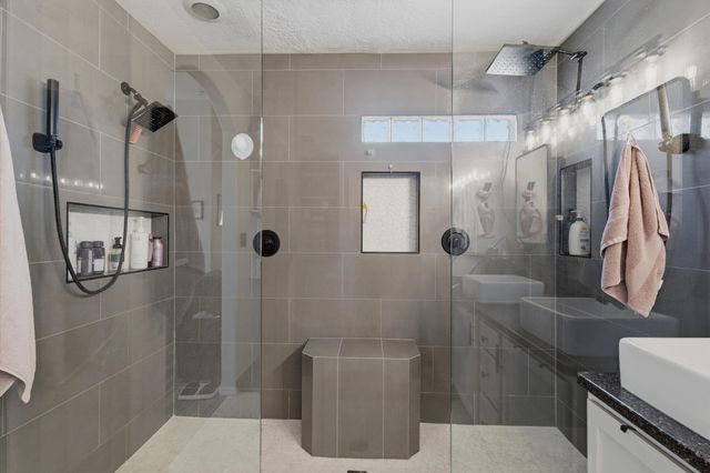 4712 Eyota Drive NW, Albuquerque, NM 87120