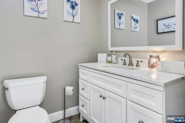 215 White Avenue, Old Tappan, NJ 07675