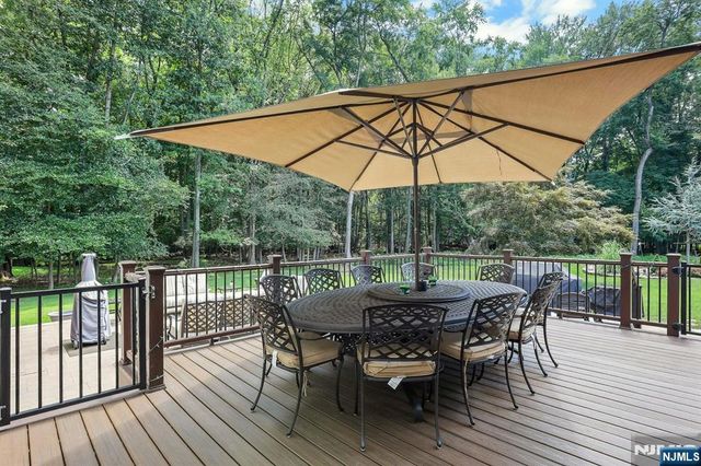 215 White Avenue, Old Tappan, NJ 07675