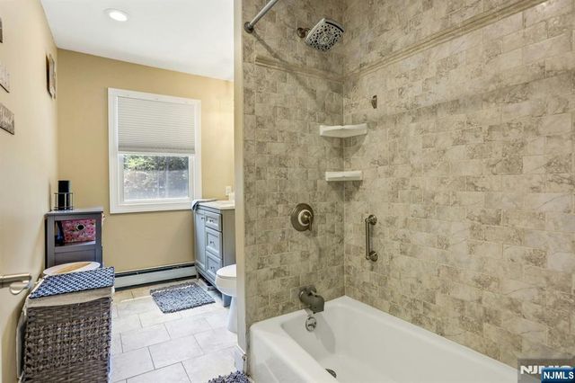 215 White Avenue, Old Tappan, NJ 07675